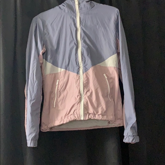 Garage Windbreaker - Picture 1 of 2